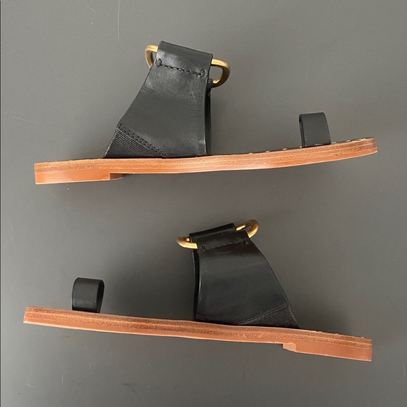Tory Burch Black Leather Toe-Ring Slide Sandals Gold Hardware Sz 5.5 Chic NWOB - Picture 8 of 12